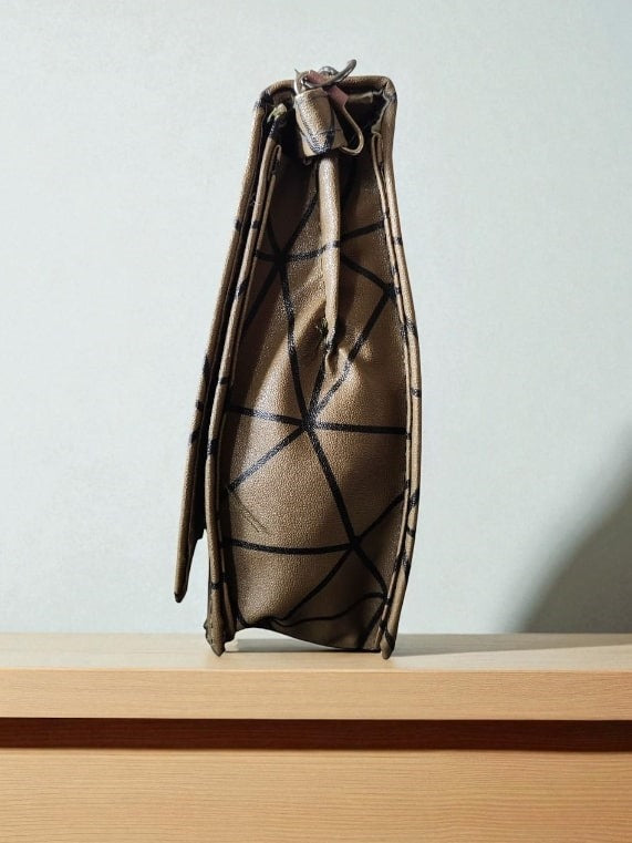 Trendy Geometric Pattern Brown PU Leather Sling Bags for Women & Girls – Stylish Crossbody Shoulder Bag