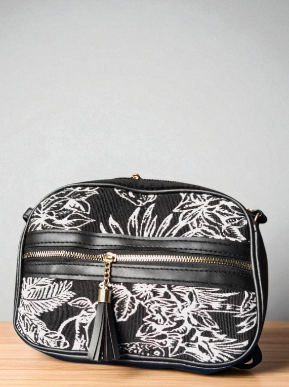 Stylish Black Jacquard Printed Sling Bags for Women – Trendy & Spacious
