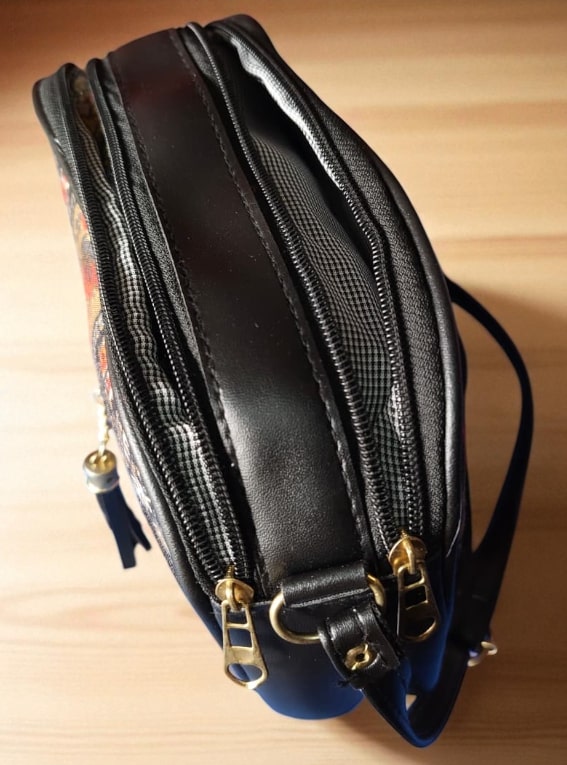 Stylish Black Ikkat Printed Sling Bags for Women – Trendy & Spacious