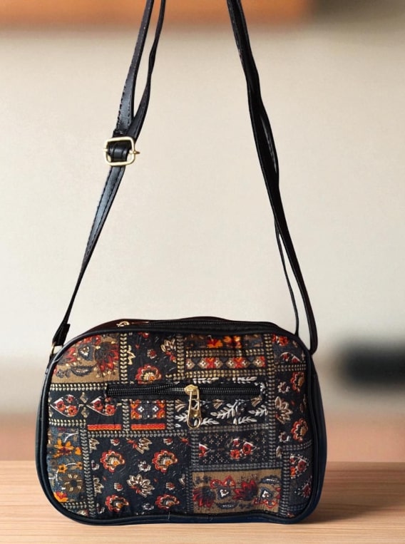 Stylish Black Ikkat Printed Sling Bags for Women – Trendy & Spacious