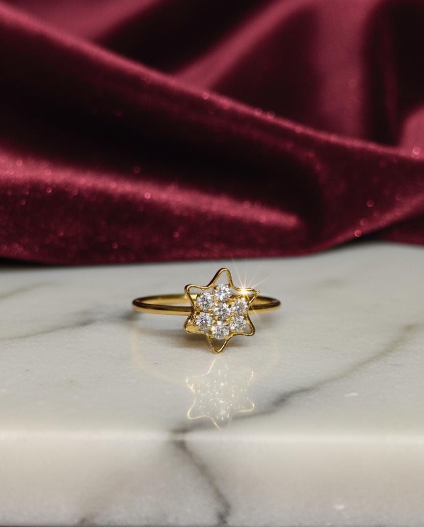 Dainty Diamond Star Ring | Gold Celestial Cluster Ring