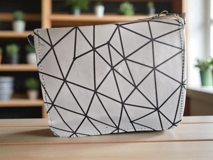 Trendy Geometric Pattern Grey PU Leather Sling Bags for Women & Girls – Stylish Crossbody Shoulder Bag